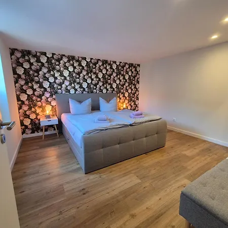 Hofidyll Fw 6 - Objekt-id 15486-6 * Waren